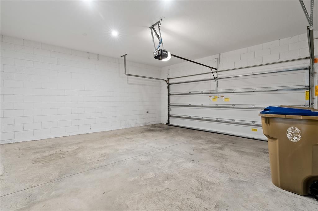 В аренду: $2,250 (3 спален, 2 ванн, 1611 Квадратных фут)