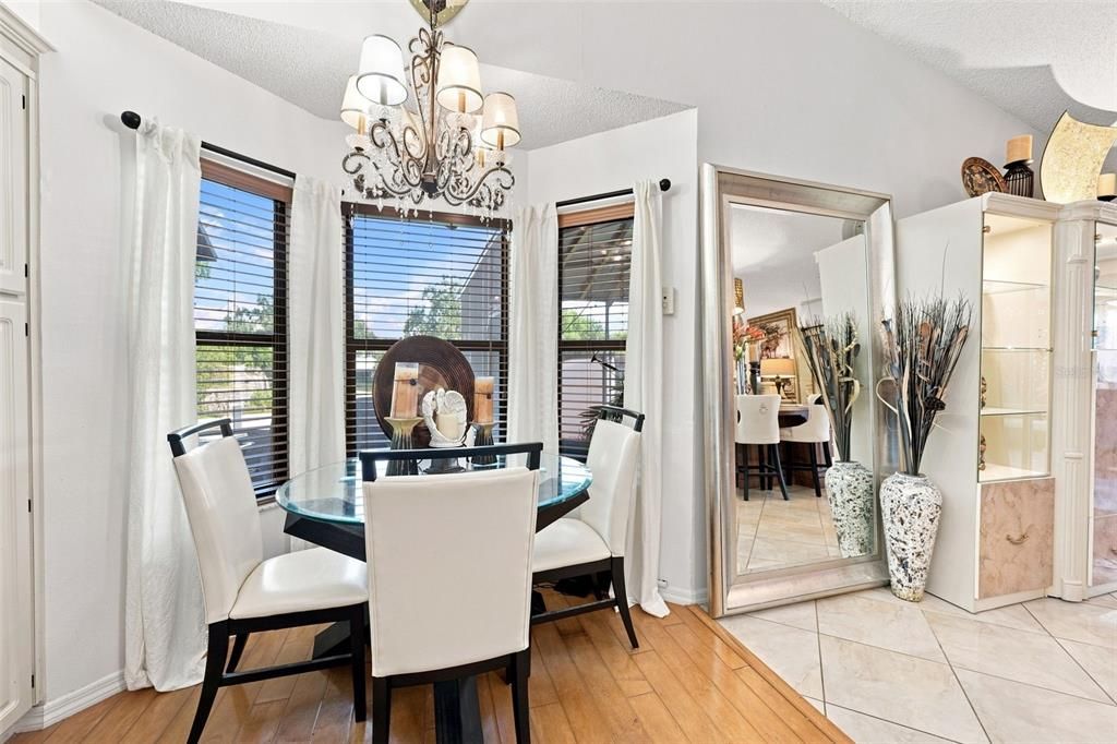For Sale: $389,900 (3 beds, 2 baths, 1721 Square Feet)