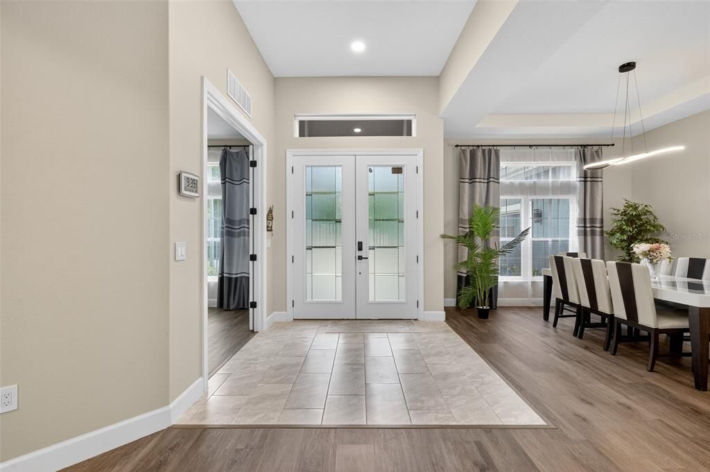 For Sale: $600,000 (4 beds, 3 baths, 2691 Square Feet)