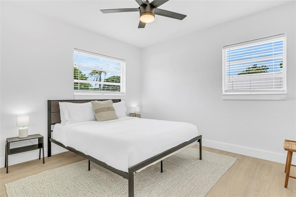 For Rent: $3,200 (4 beds, 2 baths, 1735 Square Feet)