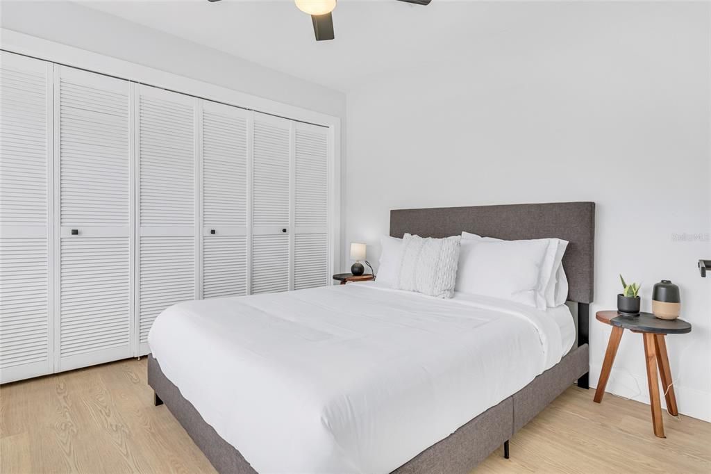 For Rent: $3,200 (4 beds, 2 baths, 1735 Square Feet)
