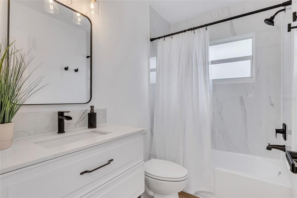 For Rent: $3,200 (4 beds, 2 baths, 1735 Square Feet)