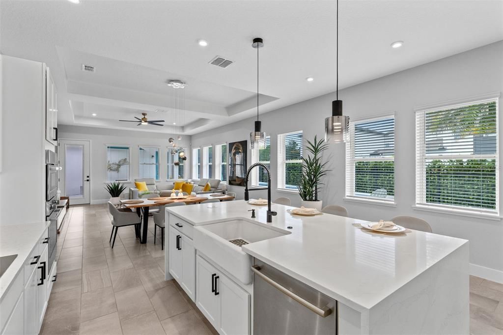 Active With Contract: $895,000 (3 beds, 2 baths, 2017 Square Feet)