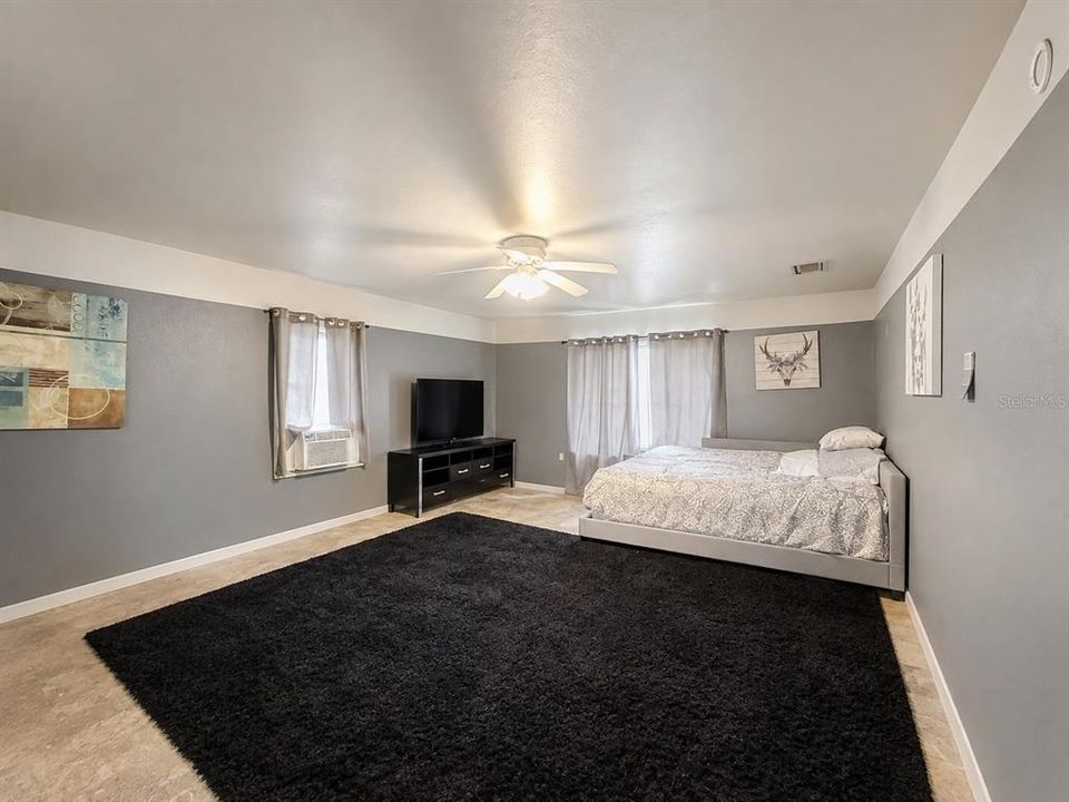 For Sale: $209,000 (4 beds, 2 baths, 1502 Square Feet)