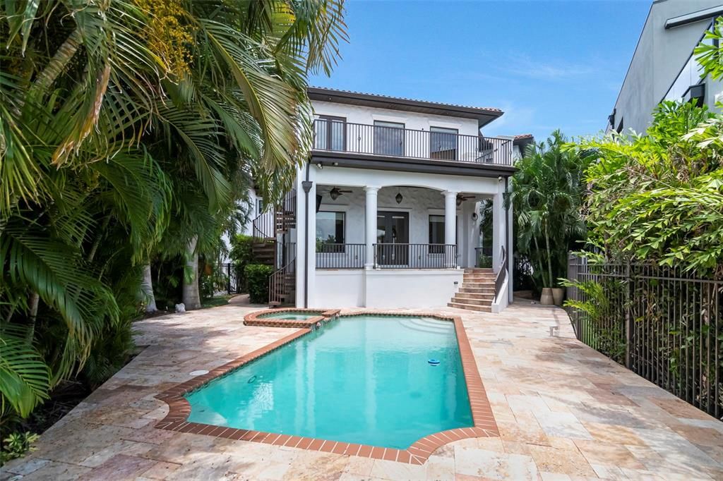 For Sale: $4,750,000 (5 beds, 4 baths, 6244 Square Feet)