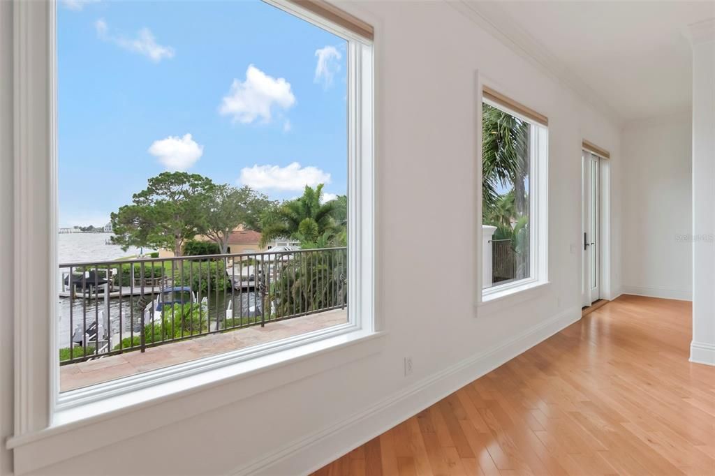 For Sale: $4,750,000 (5 beds, 4 baths, 6244 Square Feet)