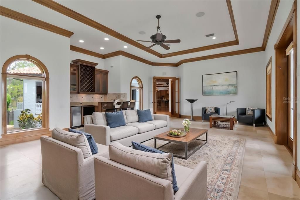 For Sale: $4,750,000 (5 beds, 4 baths, 6244 Square Feet)