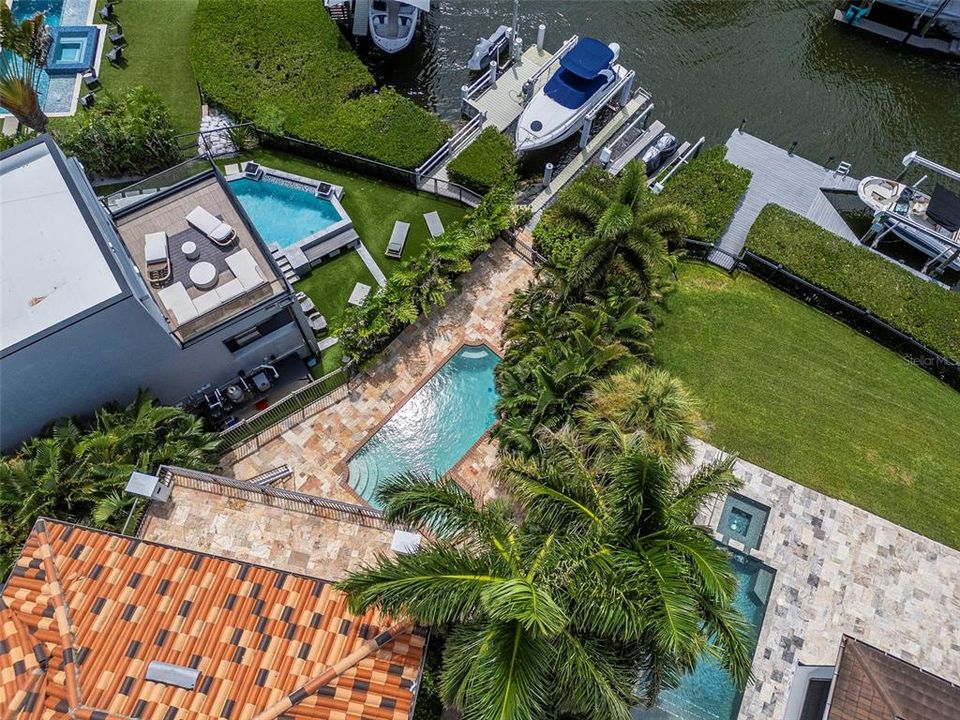 For Sale: $4,750,000 (5 beds, 4 baths, 6244 Square Feet)