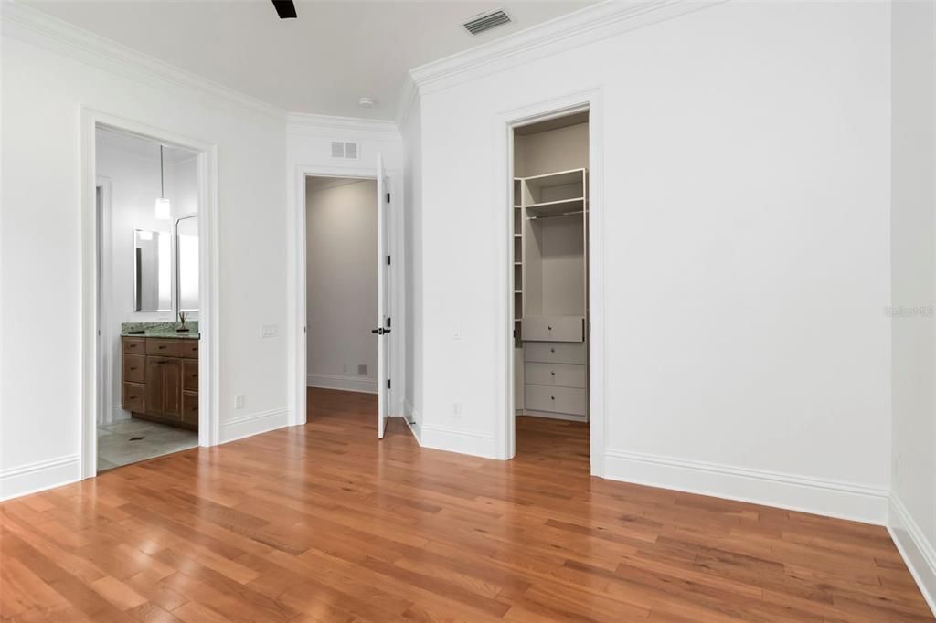 For Sale: $4,750,000 (5 beds, 4 baths, 6244 Square Feet)
