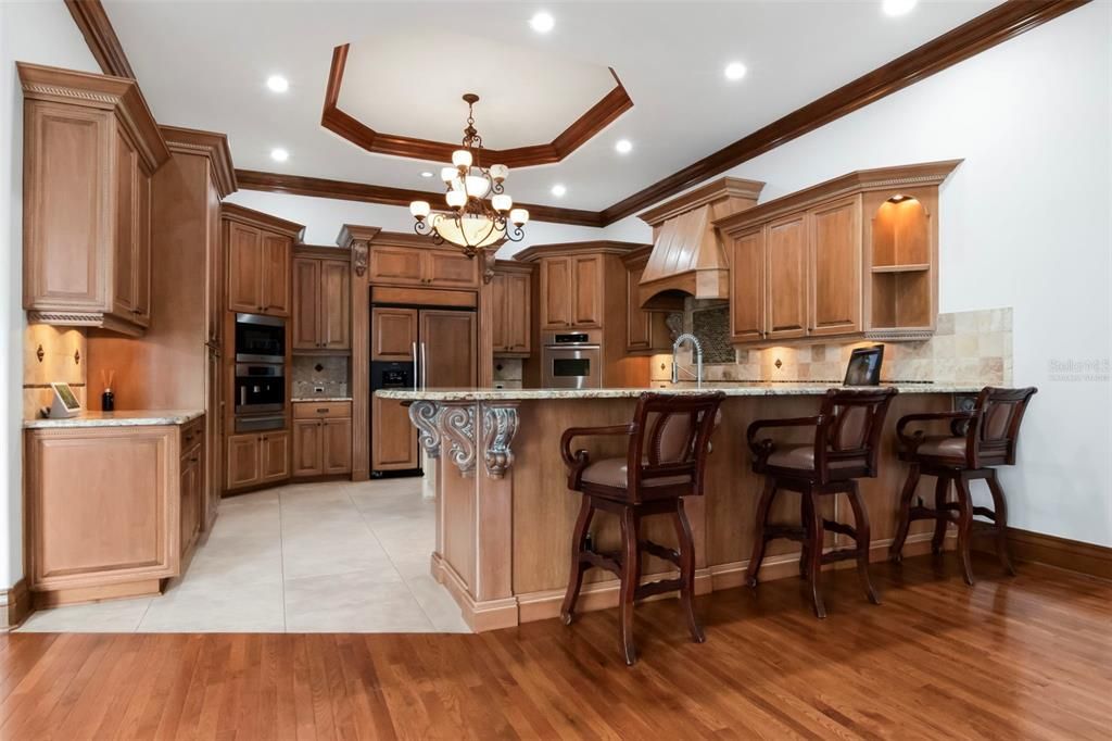 For Sale: $4,750,000 (5 beds, 4 baths, 6244 Square Feet)