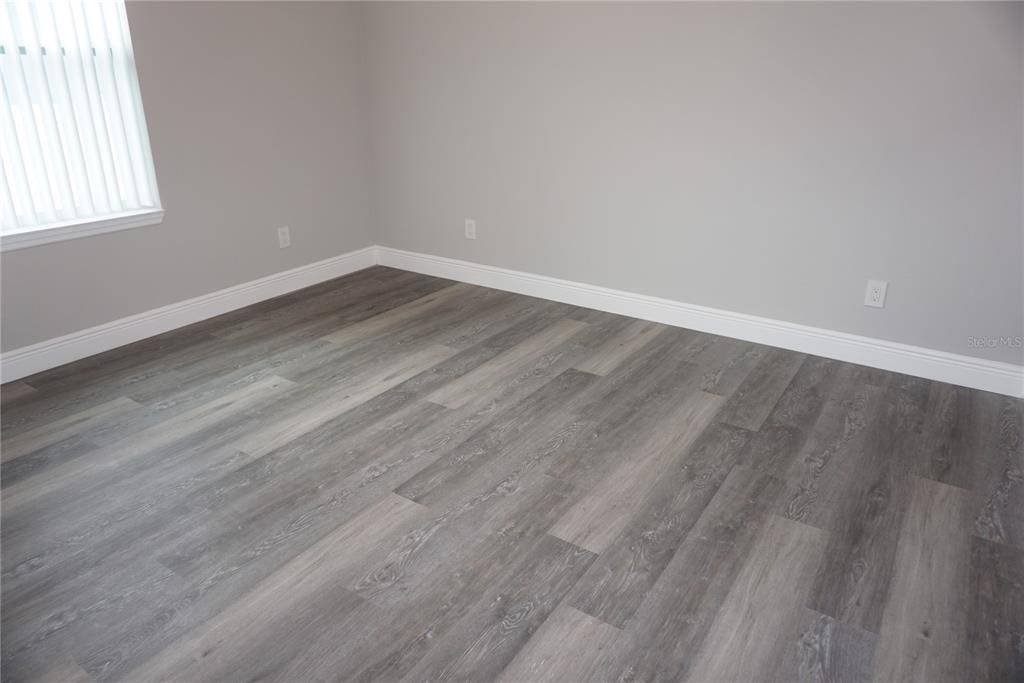 For Sale: $668,000 (4 beds, 2 baths, 1930 Square Feet)