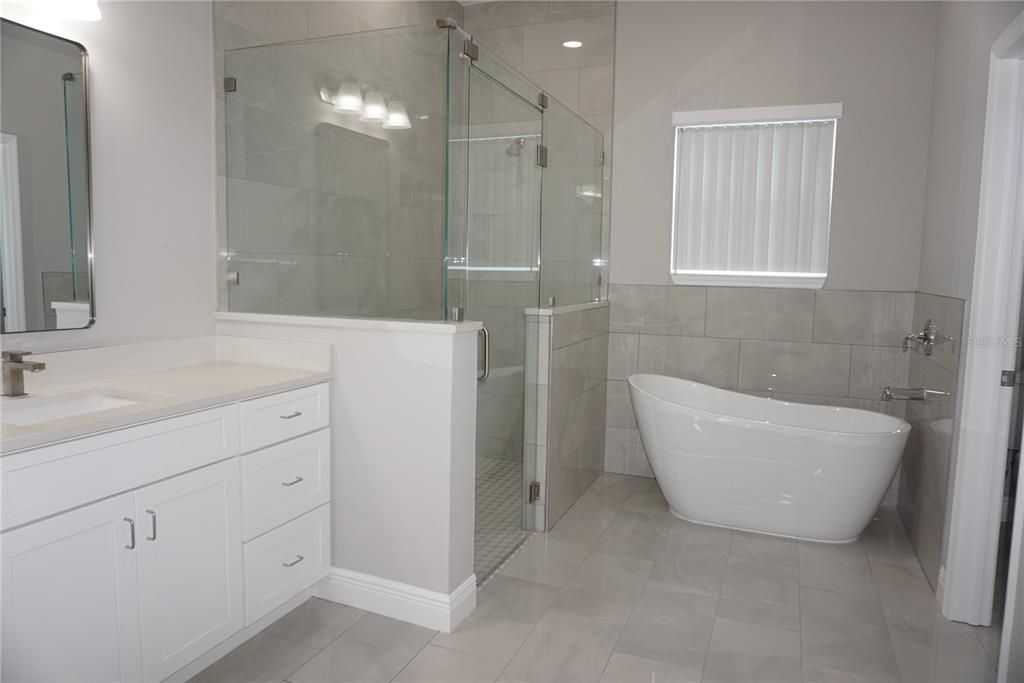 For Sale: $668,000 (4 beds, 2 baths, 1930 Square Feet)