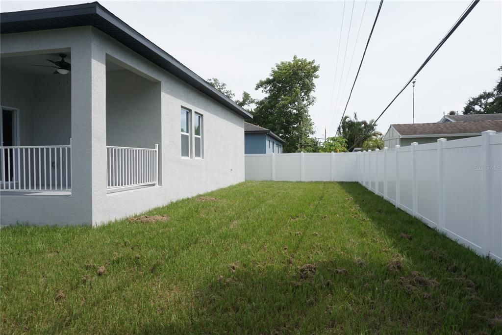 For Sale: $668,000 (4 beds, 2 baths, 1930 Square Feet)