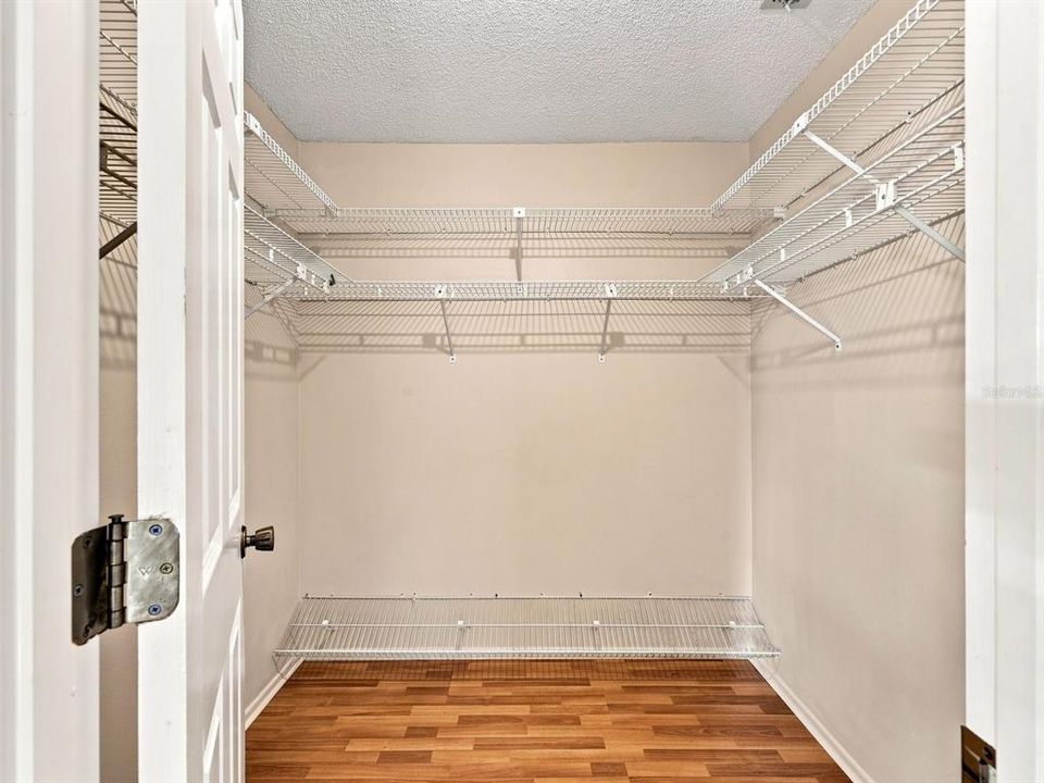 For Sale: $490,000 (3 beds, 2 baths, 1854 Square Feet)
