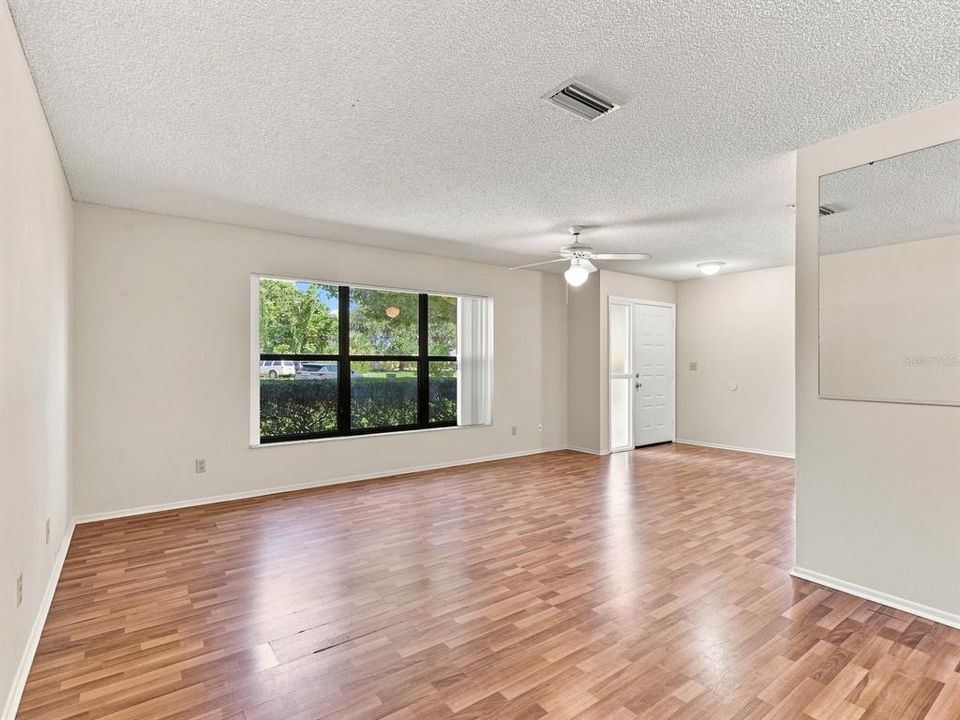 For Sale: $490,000 (3 beds, 2 baths, 1854 Square Feet)
