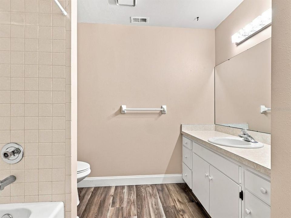 For Sale: $490,000 (3 beds, 2 baths, 1854 Square Feet)