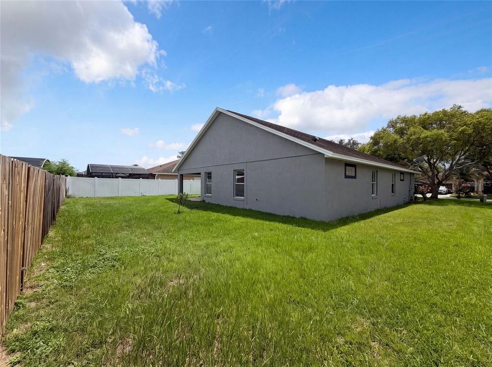 En Venta: $440,000 (4 camas, 2 baños, 1878 Pies cuadrados)