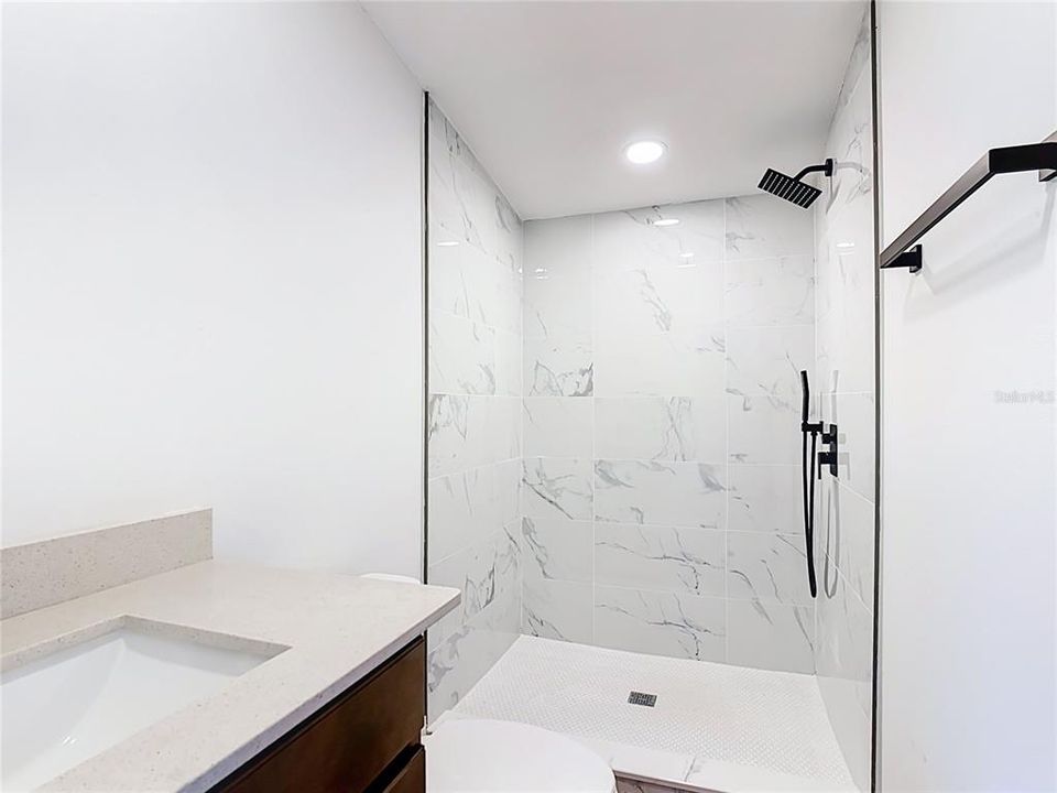 For Sale: $340,000 (4 beds, 2 baths, 1890 Square Feet)