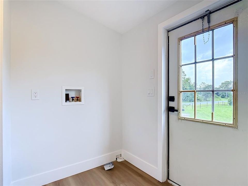 For Sale: $340,000 (4 beds, 2 baths, 1890 Square Feet)