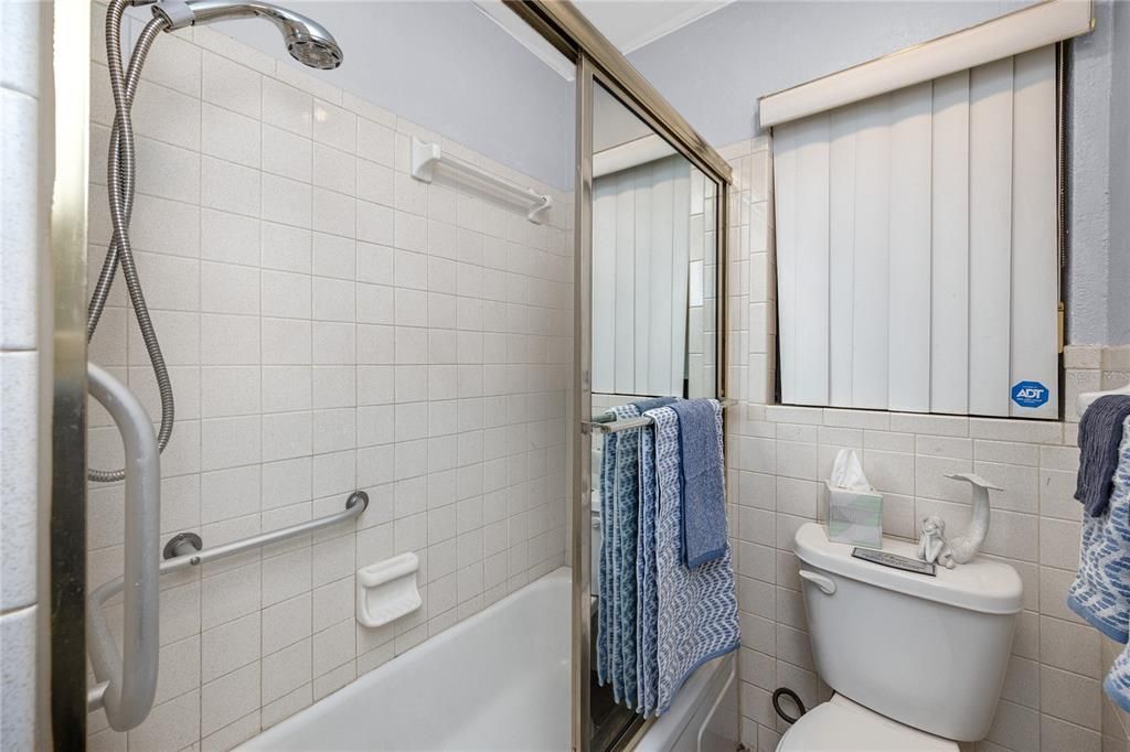 For Sale: $589,000 (4 beds, 2 baths, 1648 Square Feet)