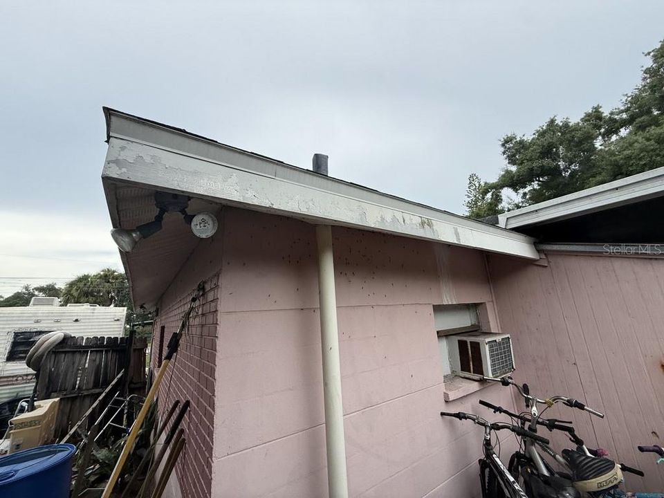 На продажу: $209,900 (3 спален, 1 ванн, 1332 Квадратных фут)