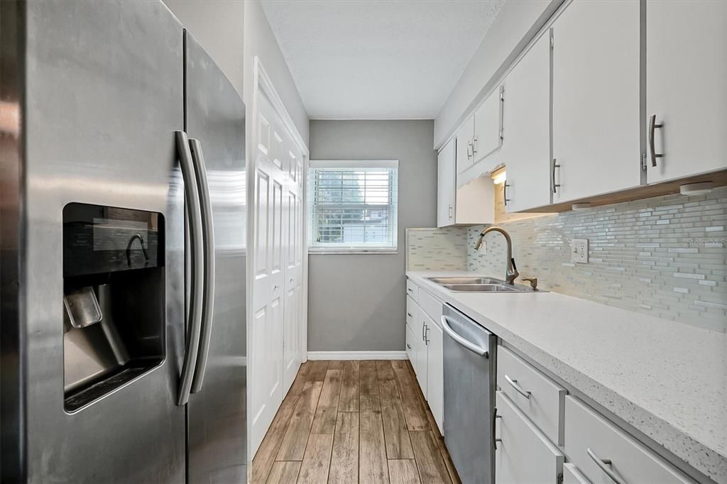 En Venta: $265,000 (2 camas, 2 baños, 1136 Pies cuadrados)