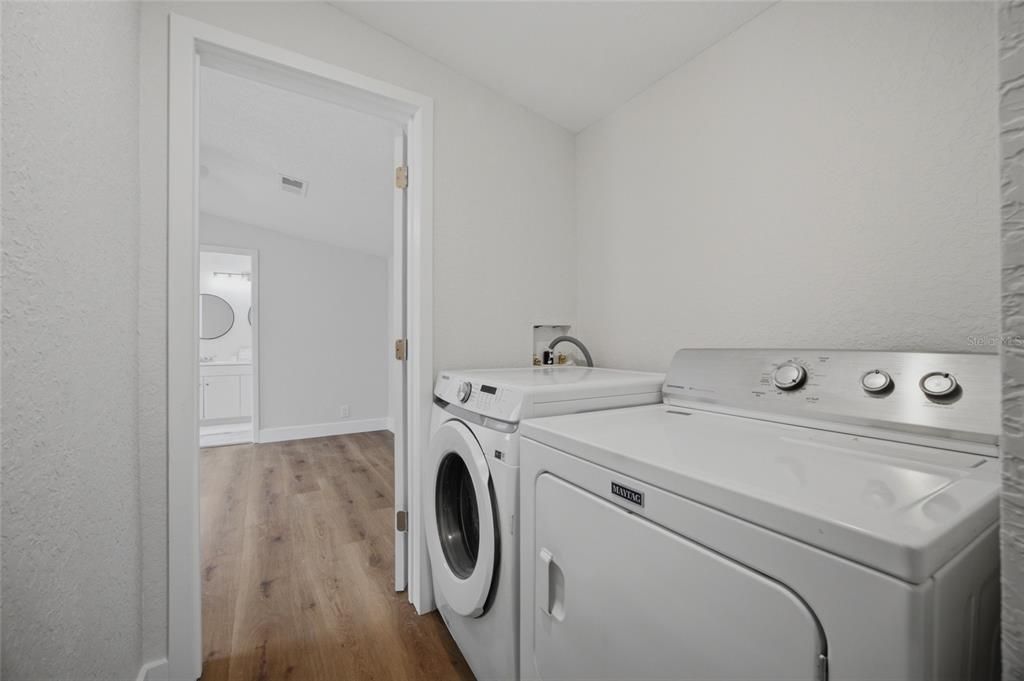 En Venta: $209,000 (2 camas, 2 baños, 924 Pies cuadrados)
