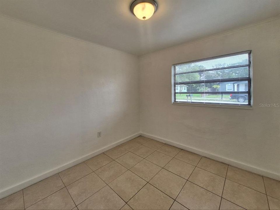 For Rent: $1,400 (2 beds, 1 baths, 598 Square Feet)