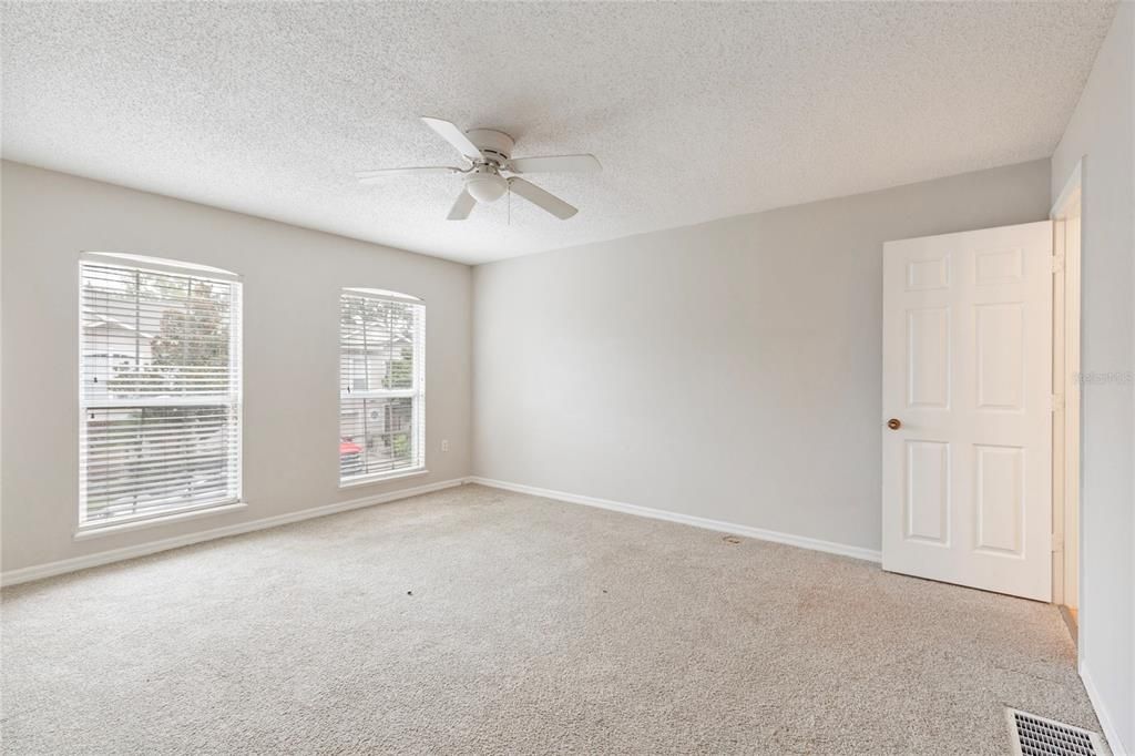 For Sale: $249,900 (3 beds, 2 baths, 1764 Square Feet)