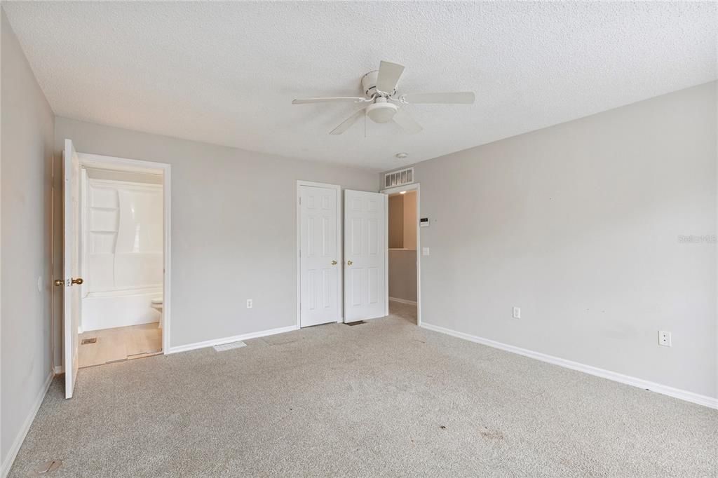 For Sale: $249,900 (3 beds, 2 baths, 1764 Square Feet)