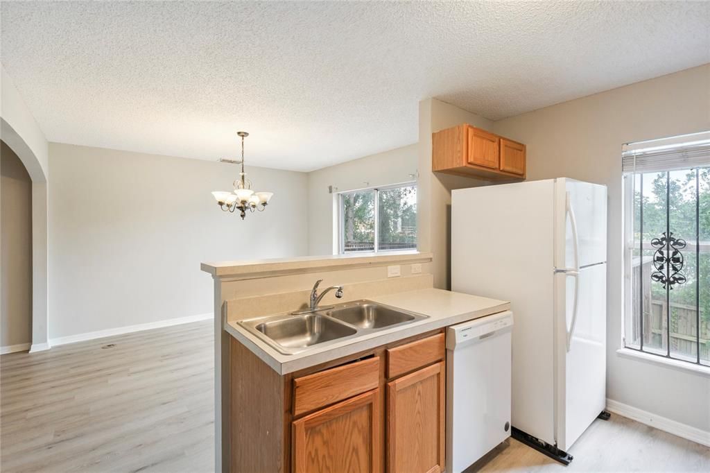 For Sale: $249,900 (3 beds, 2 baths, 1764 Square Feet)