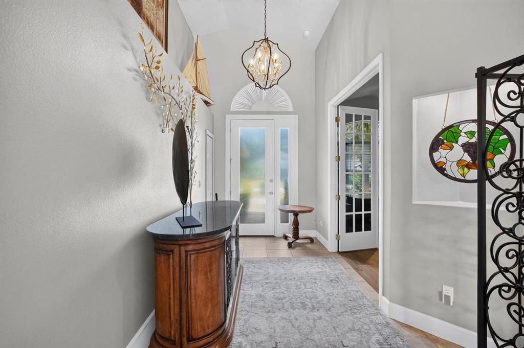 For Sale: $530,000 (3 beds, 2 baths, 1926 Square Feet)