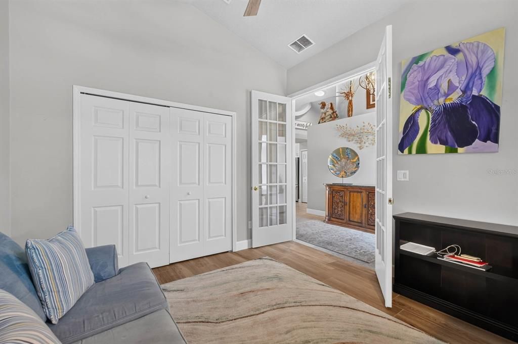 For Sale: $530,000 (3 beds, 2 baths, 1926 Square Feet)