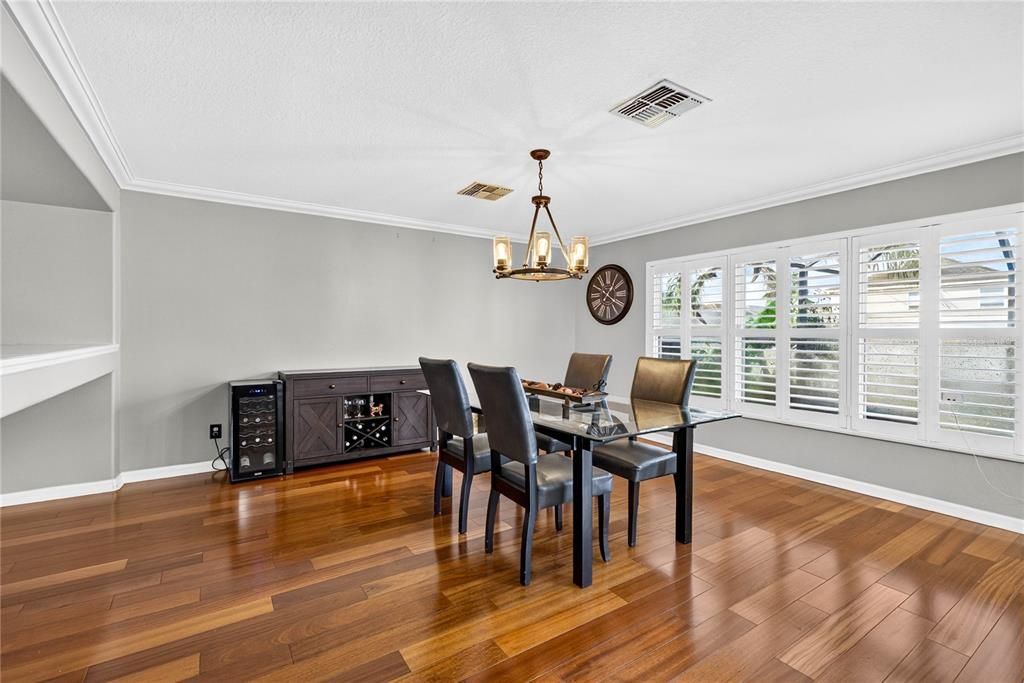En Venta: $500,000 (4 camas, 2 baños, 2652 Pies cuadrados)
