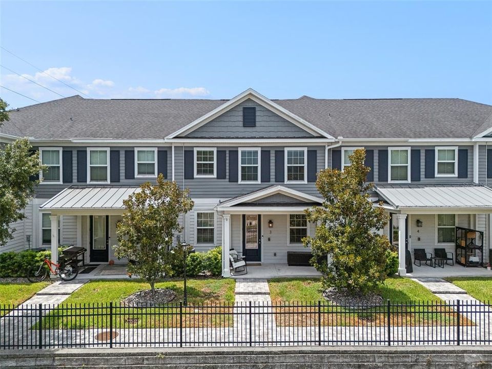 For Rent: $3,250 (3 beds, 2 baths, 1527 Square Feet)