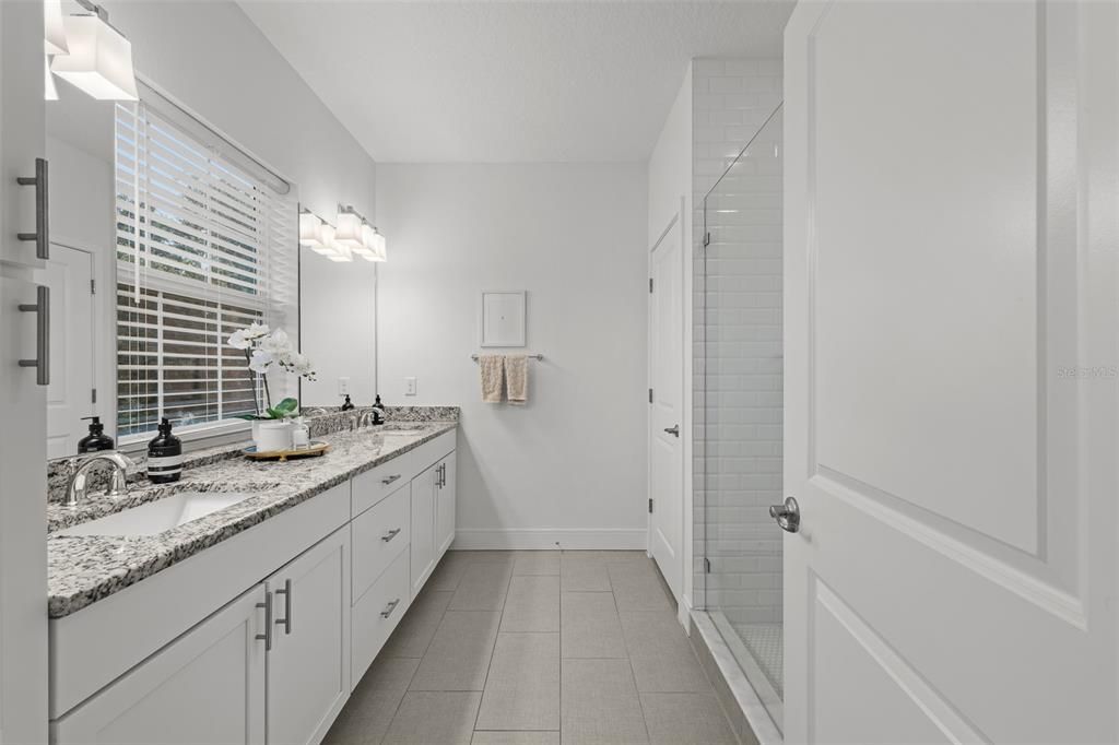 For Rent: $3,250 (3 beds, 2 baths, 1527 Square Feet)