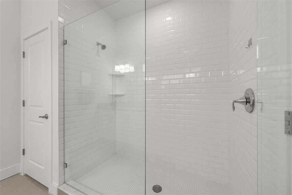 For Rent: $3,250 (3 beds, 2 baths, 1527 Square Feet)