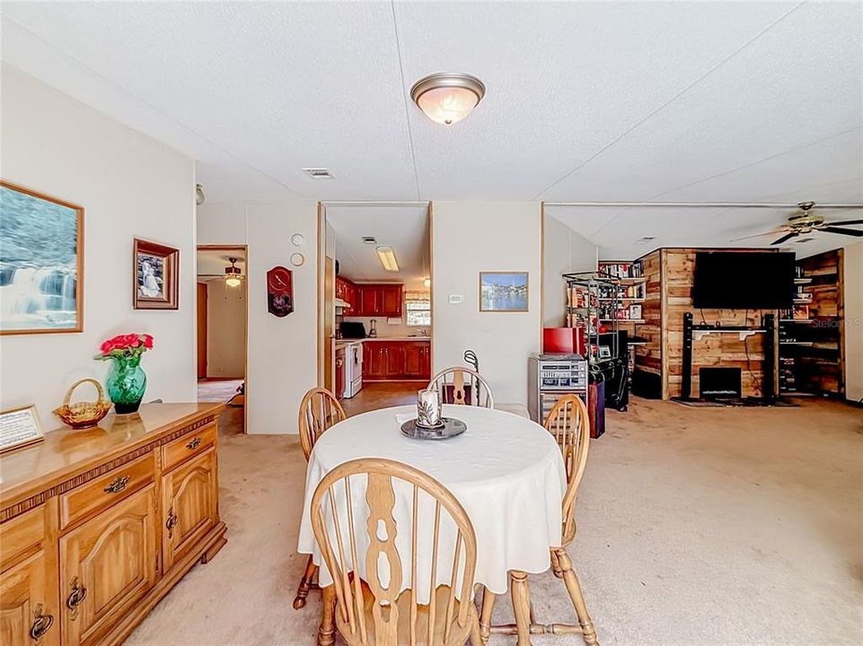 En Venta: $189,000 (3 camas, 2 baños, 1642 Pies cuadrados)
