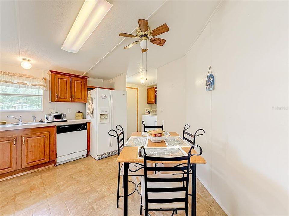 En Venta: $189,000 (3 camas, 2 baños, 1642 Pies cuadrados)