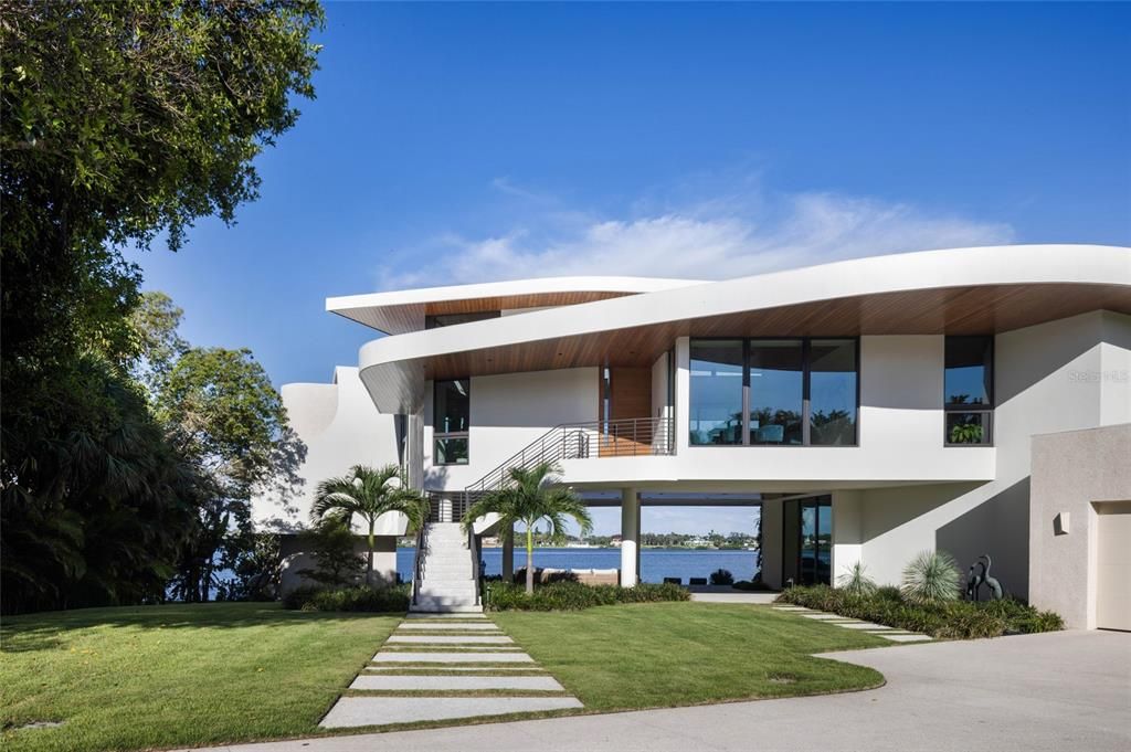 На продажу: $12,650,000 (4 спален, 4 ванн, 4209 Квадратных фут)