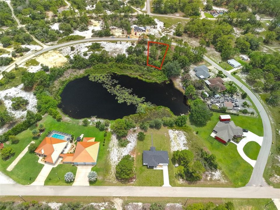 На продажу: $39,000 (0.22 acres)