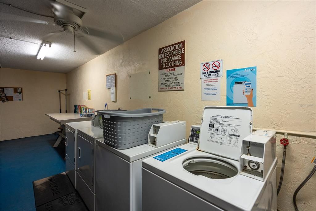 For Sale: $219,000 (2 beds, 2 baths, 1087 Square Feet)