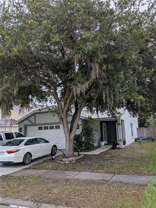 For Rent: $2,100 (4 beds, 2 baths, 1455 Square Feet)