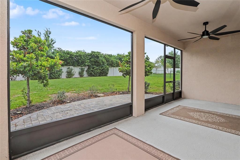 For Rent: $2,400 (4 beds, 2 baths, 2039 Square Feet)