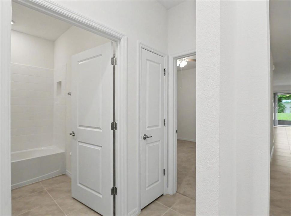 For Rent: $2,400 (4 beds, 2 baths, 2039 Square Feet)