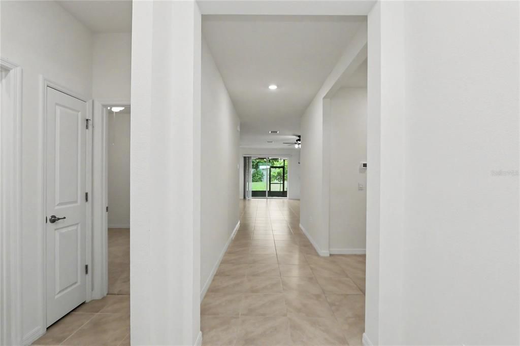 For Rent: $2,400 (4 beds, 2 baths, 2039 Square Feet)