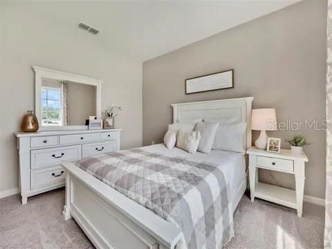 For Rent: $2,400 (4 beds, 2 baths, 1828 Square Feet)