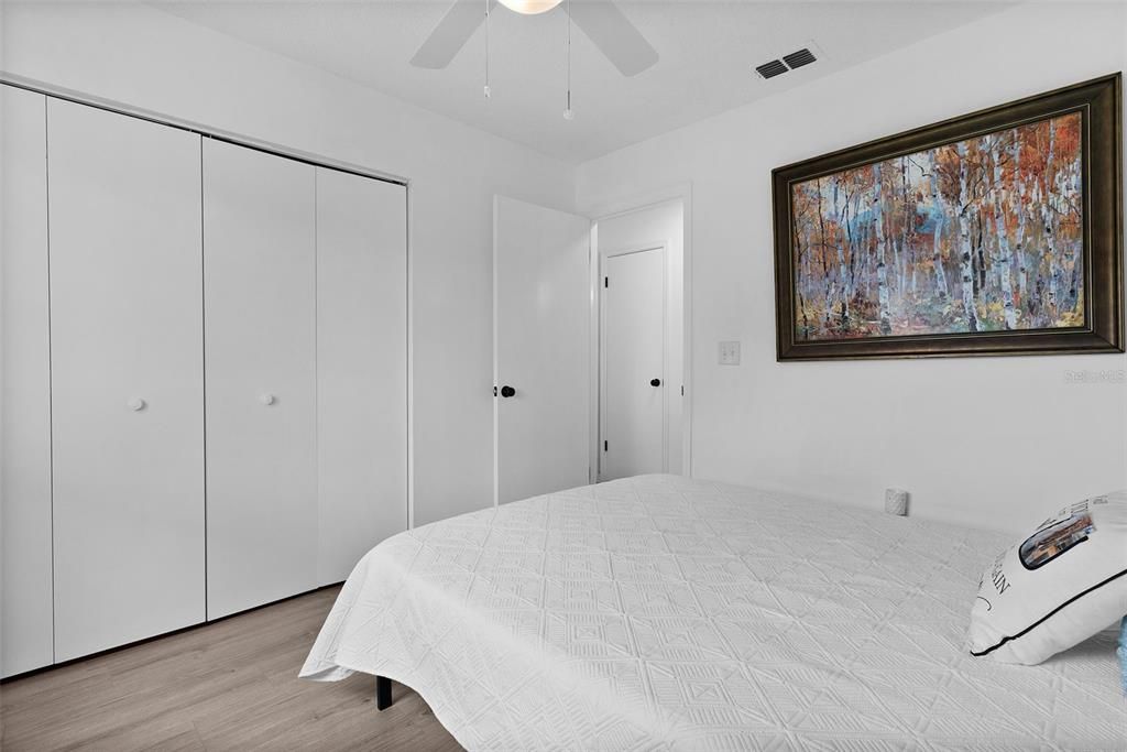 En Venta: $248,800 (2 camas, 2 baños, 1008 Pies cuadrados)