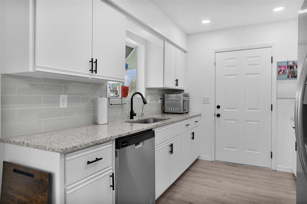 En Venta: $248,800 (2 camas, 2 baños, 1008 Pies cuadrados)
