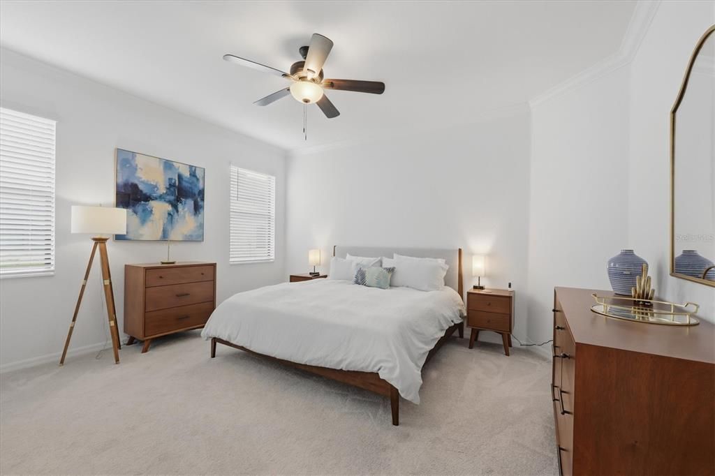 For Sale: $489,000 (2 beds, 2 baths, 1907 Square Feet)